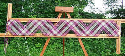 Spriggs 7-foot Adjustable Loom - with Collapsible Tripod Loom Stand - Maple